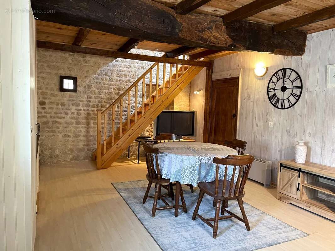 Maison à LA CROIX-COMTESSE