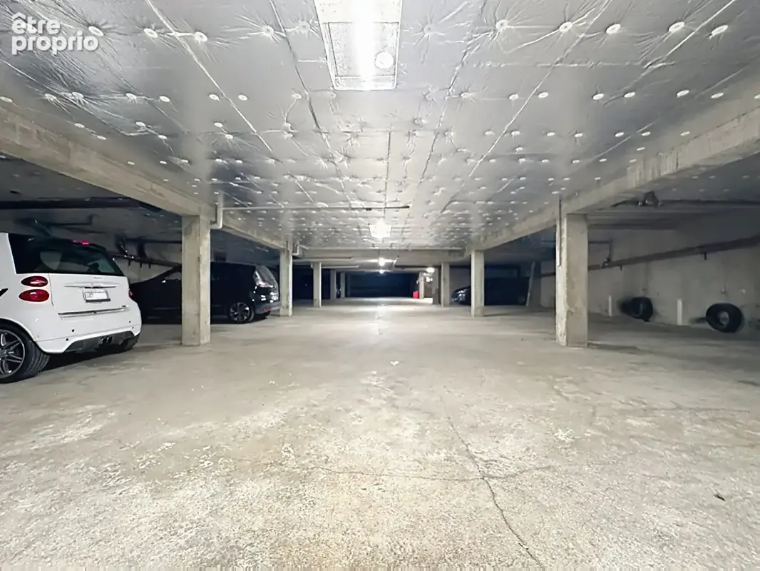 PLACE de parking Rue du CHATEAU - Dijon - photo 7