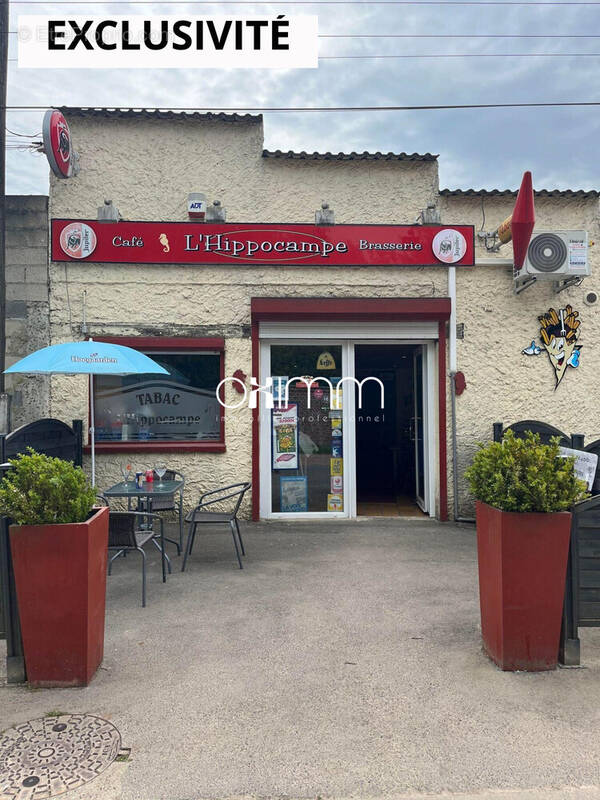 Commerce à DURY