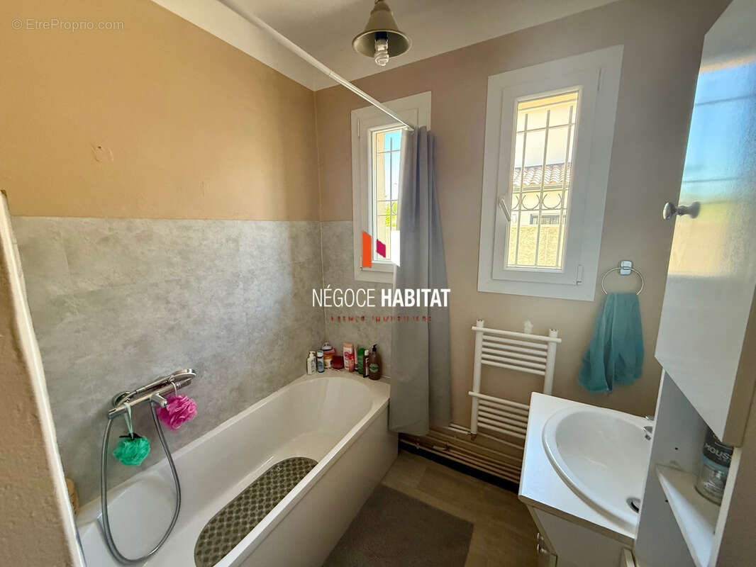 Maison à VILLETELLE