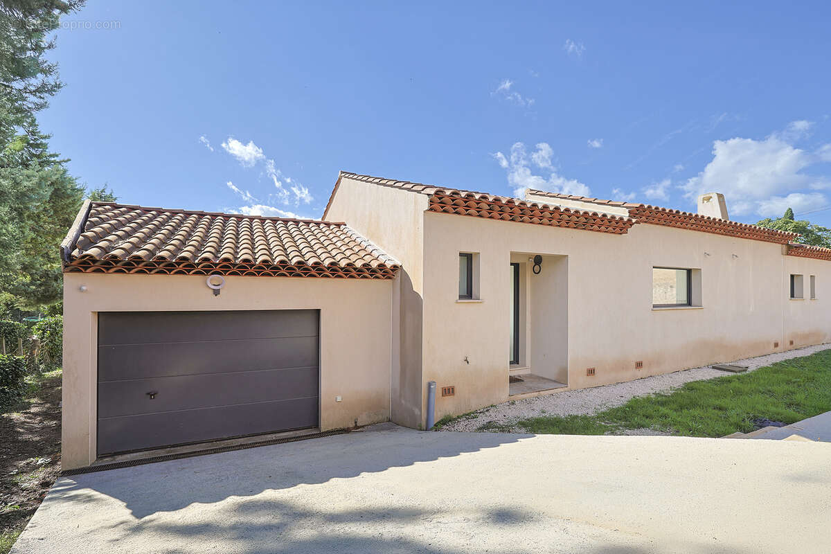 Maison à PIERREFEU-DU-VAR