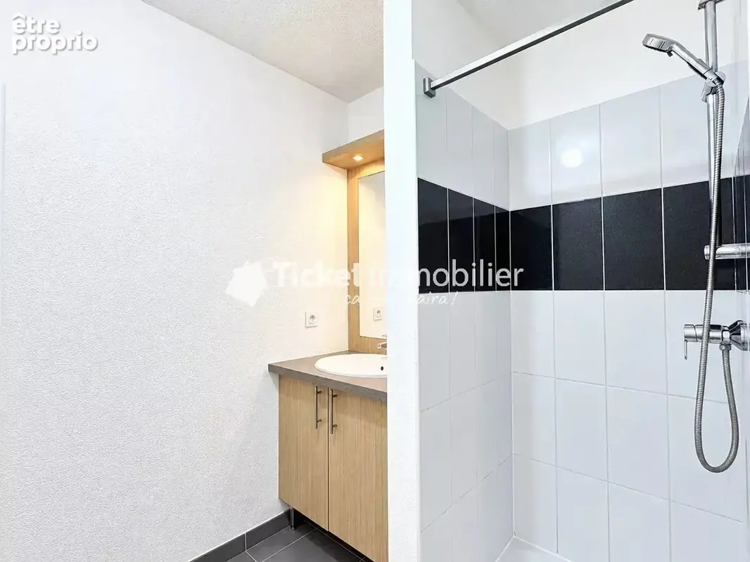 T2 42m2 tournefeuille avec balcon et place de parking - photo 7
