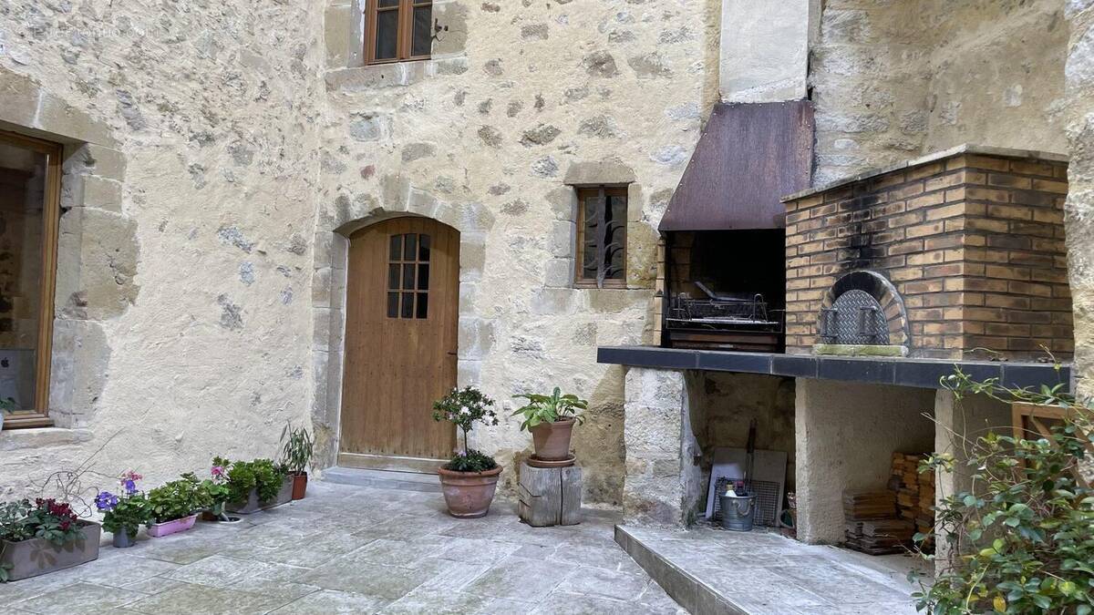 Maison à LAURAC