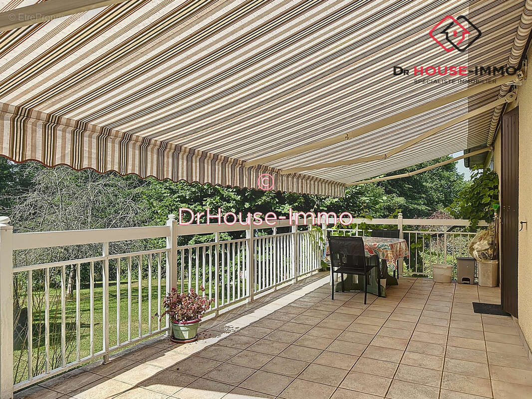 Maison à COULOUNIEIX-CHAMIERS