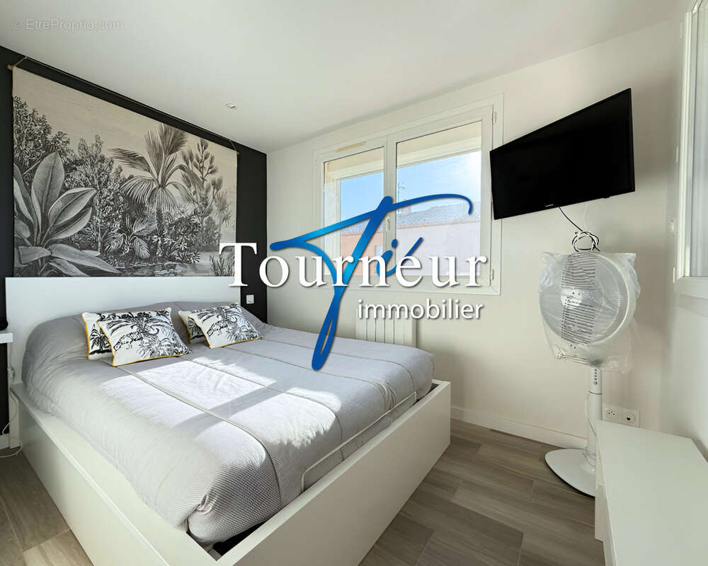 Appartement à SIX-FOURS-LES-PLAGES