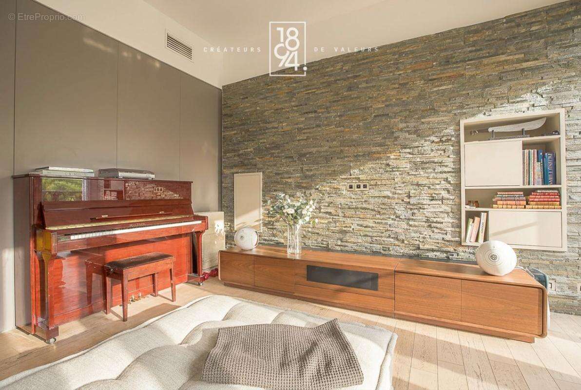 Castellane – Élégant duplex d’architecte avec terrasse – 144 m² dernier étage - photo 8