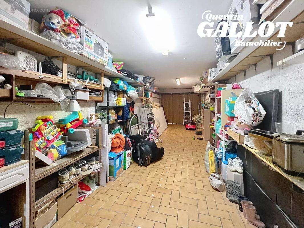 Maison à CAPPELLE-BROUCK