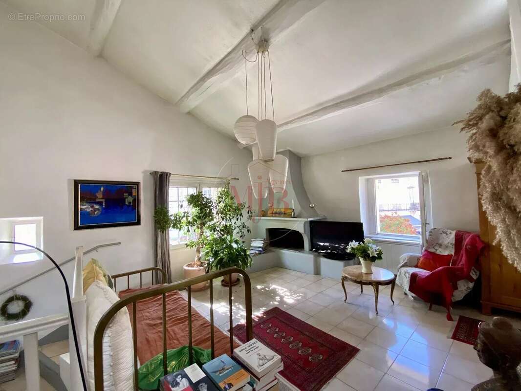 Maison à CADENET