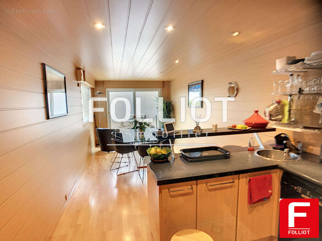 Maison à QUETTREVILLE-SUR-SIENNE