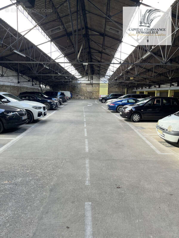 Parking à BORDEAUX