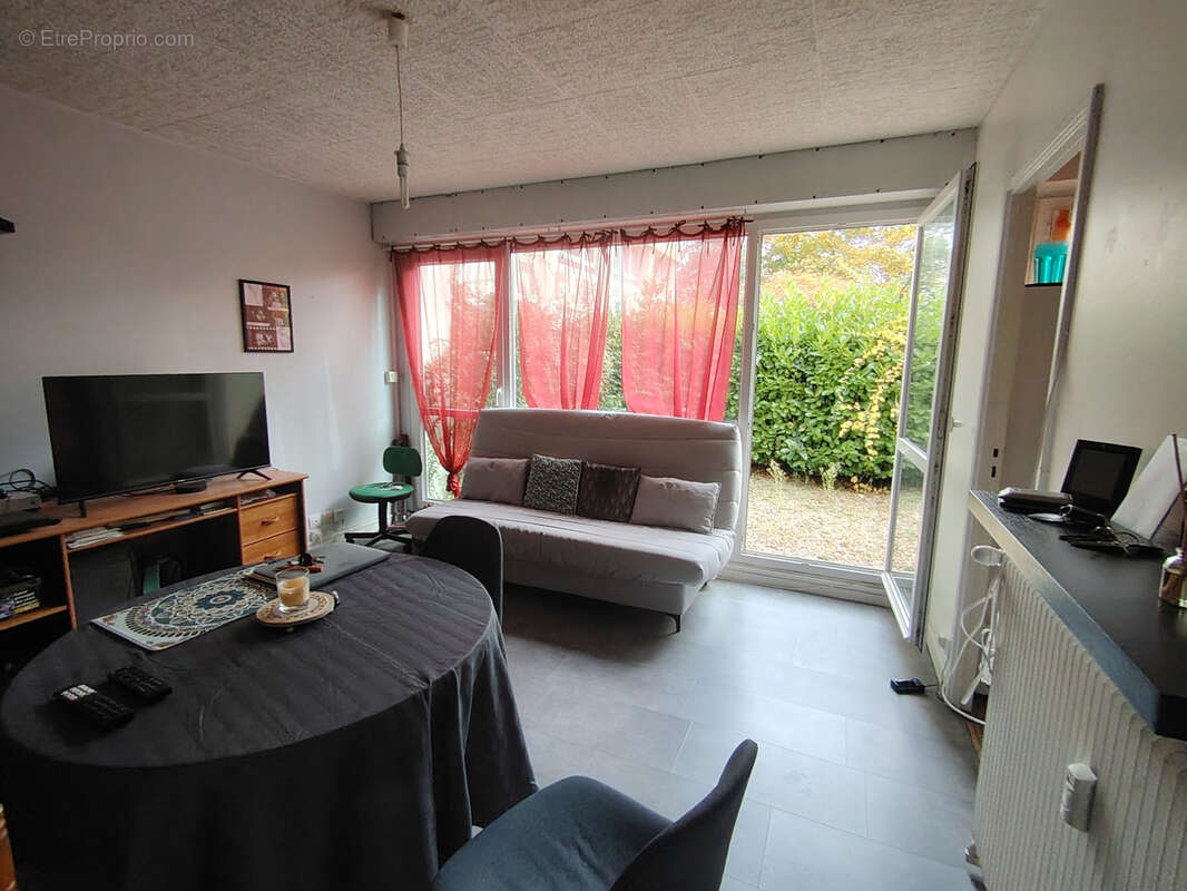 Appartement à HEROUVILLE-SAINT-CLAIR