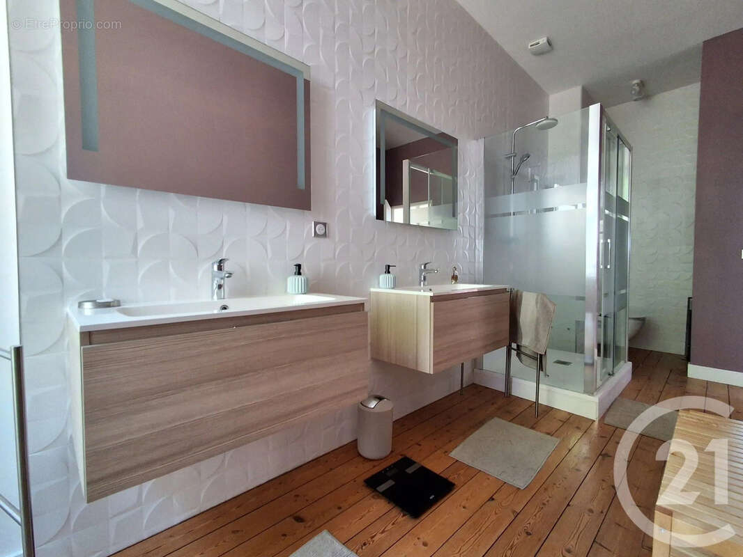Maison 150 m² à Royan  - photo 12