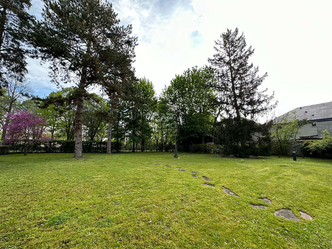 Appartement à MAISONS-LAFFITTE