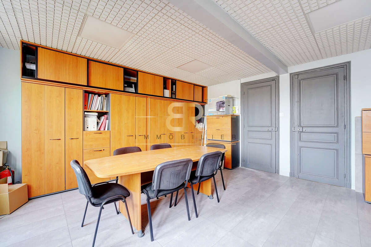 Appartement à PARIS-2E