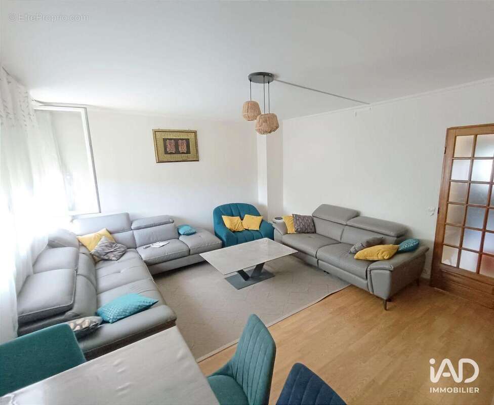 Photo 2 - Appartement à SAINT-MICHEL-SUR-ORGE