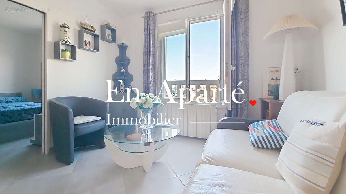 Appartement à DONVILLE-LES-BAINS