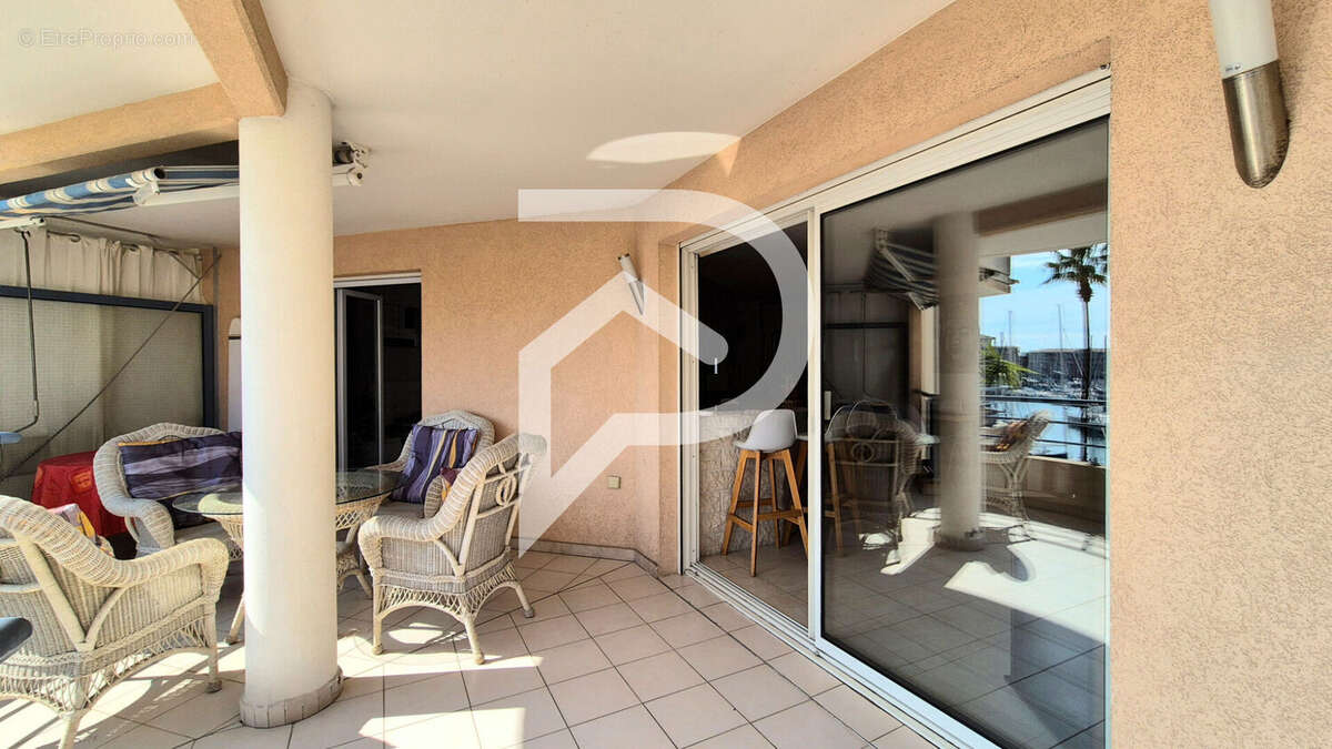 Appartement à FREJUS
