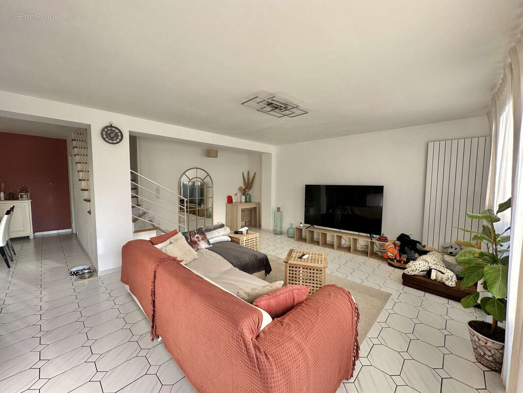 Maison à GOURNAY-SUR-MARNE