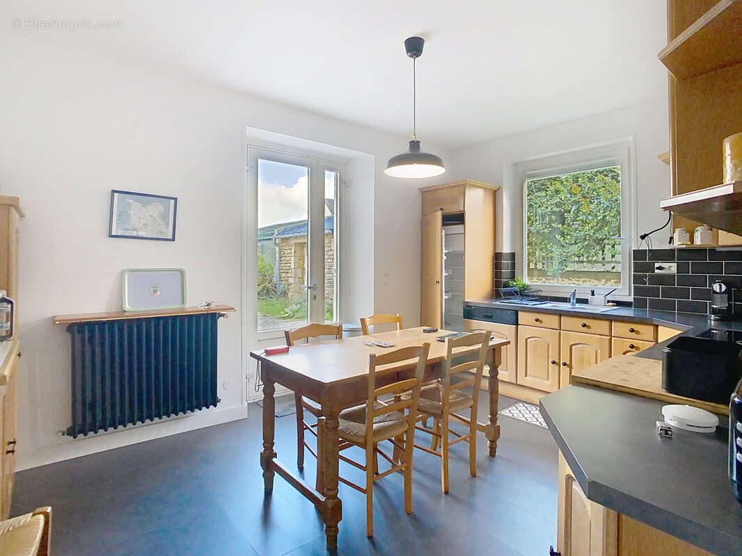 Maison à QUINEVILLE