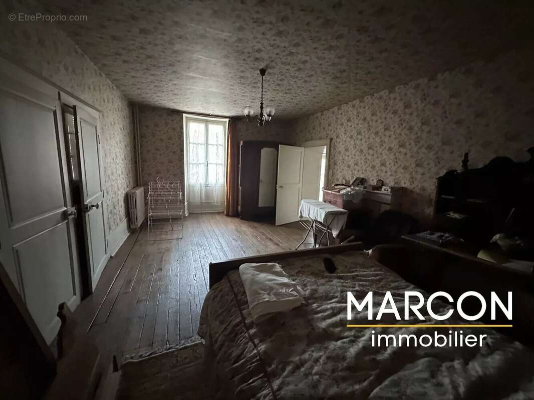 Maison à LES GRANDS-CHEZEAUX