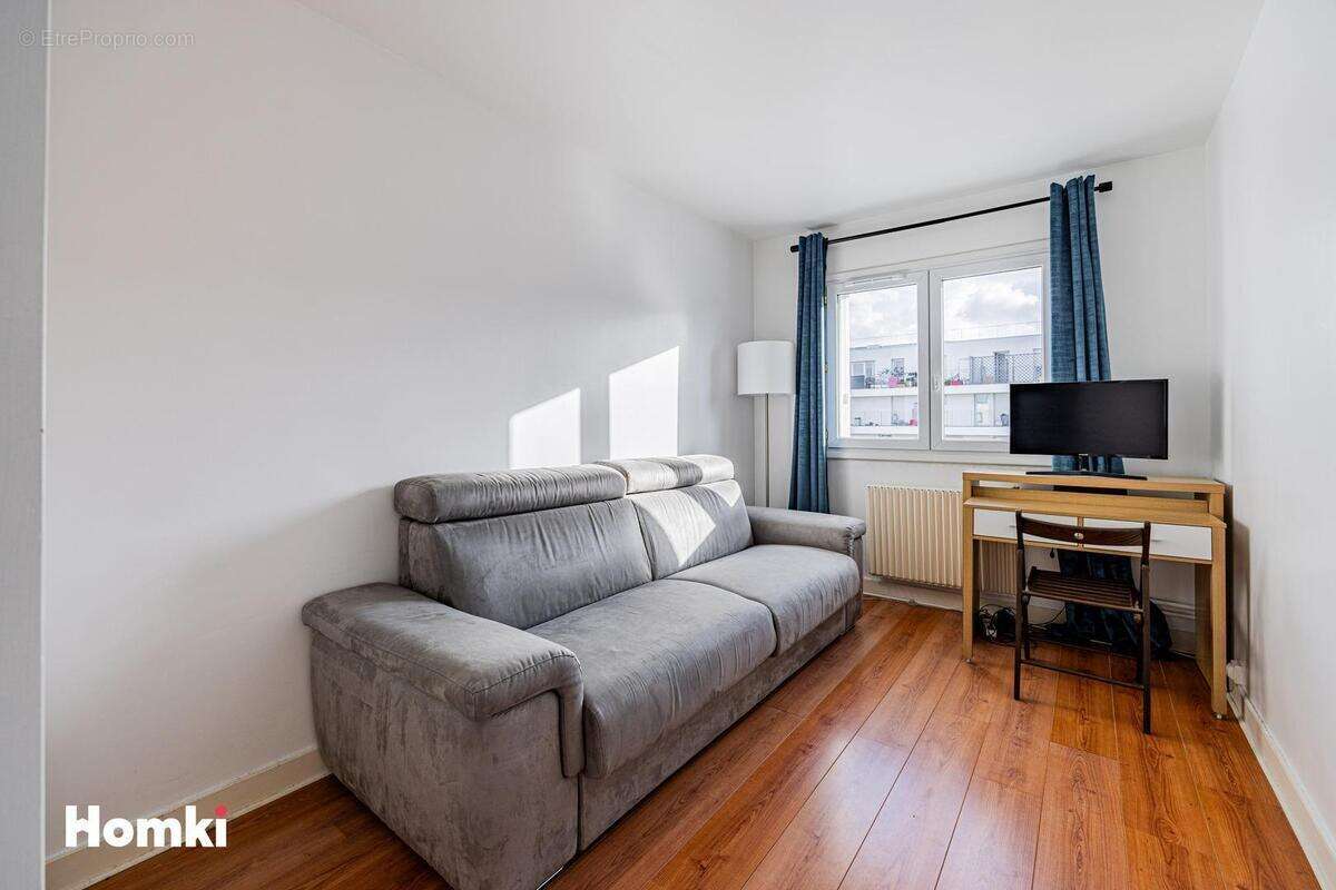 Appartement à NANTERRE