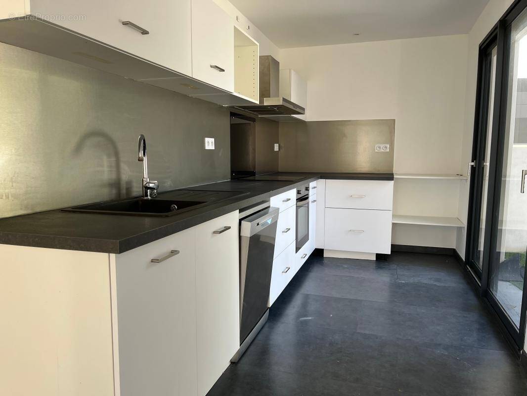 Maison à VILLEVEYRAC