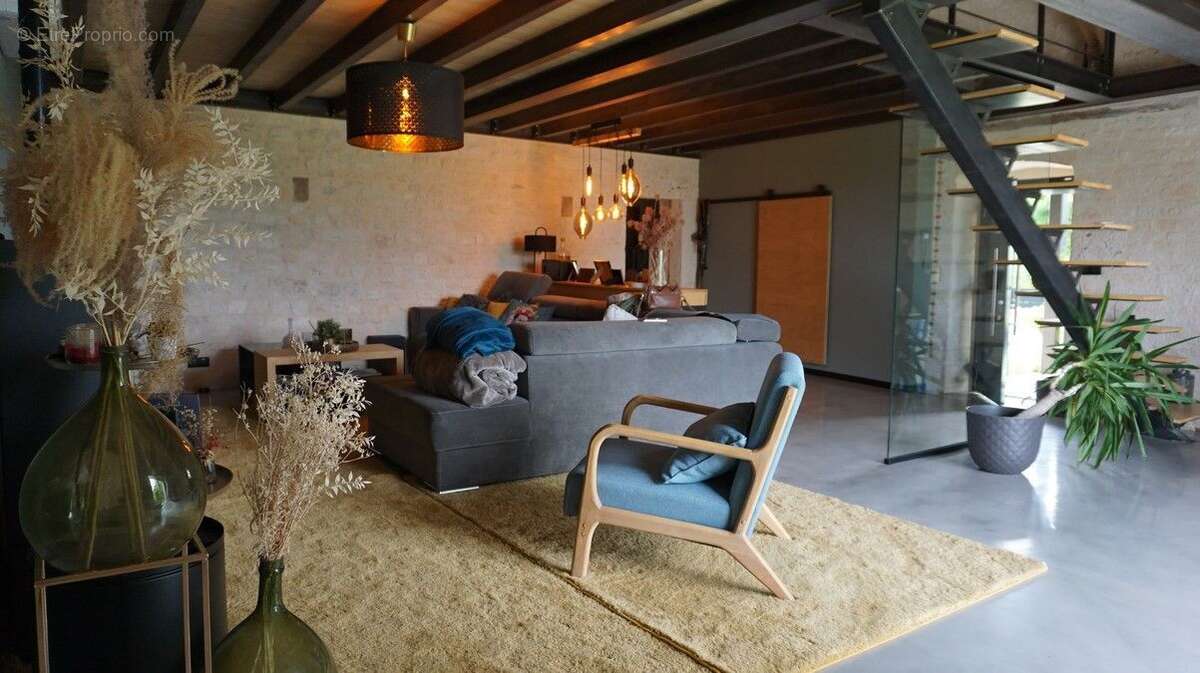 Maison à MONTDOUMERC