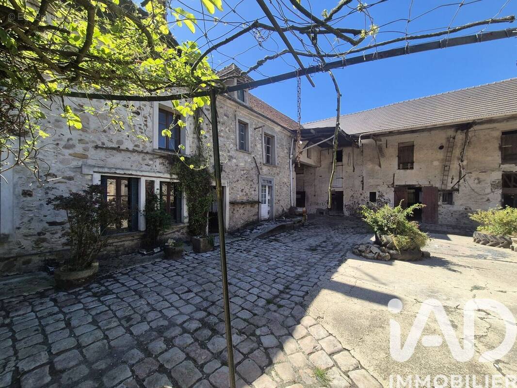 Photo 1 - Maison à LIZY-SUR-OURCQ