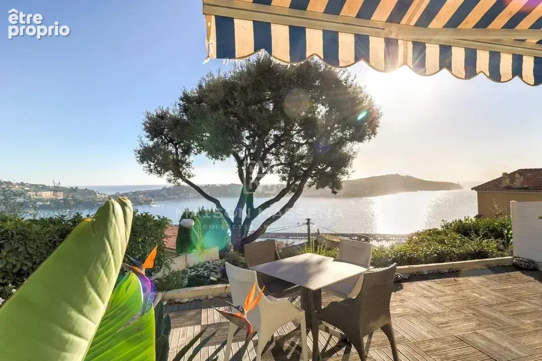 Appartement à VILLEFRANCHE-SUR-MER