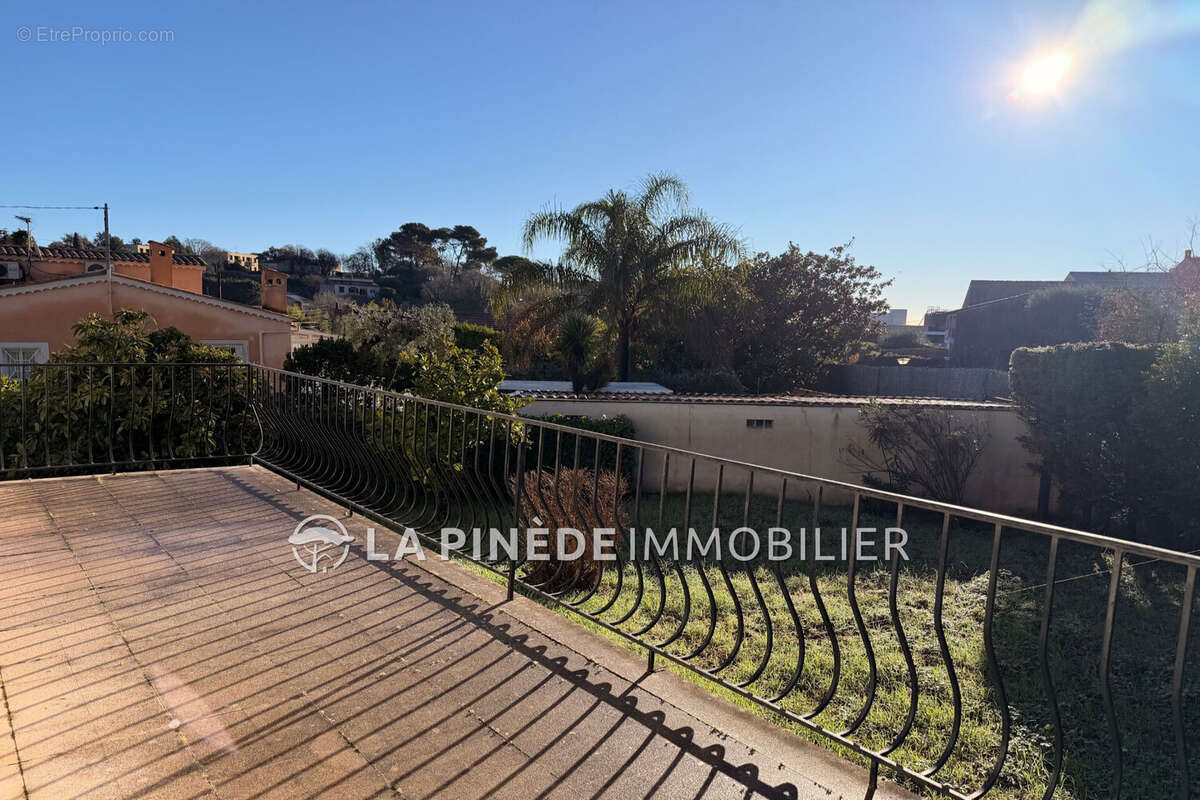 Maison à VILLENEUVE-LOUBET