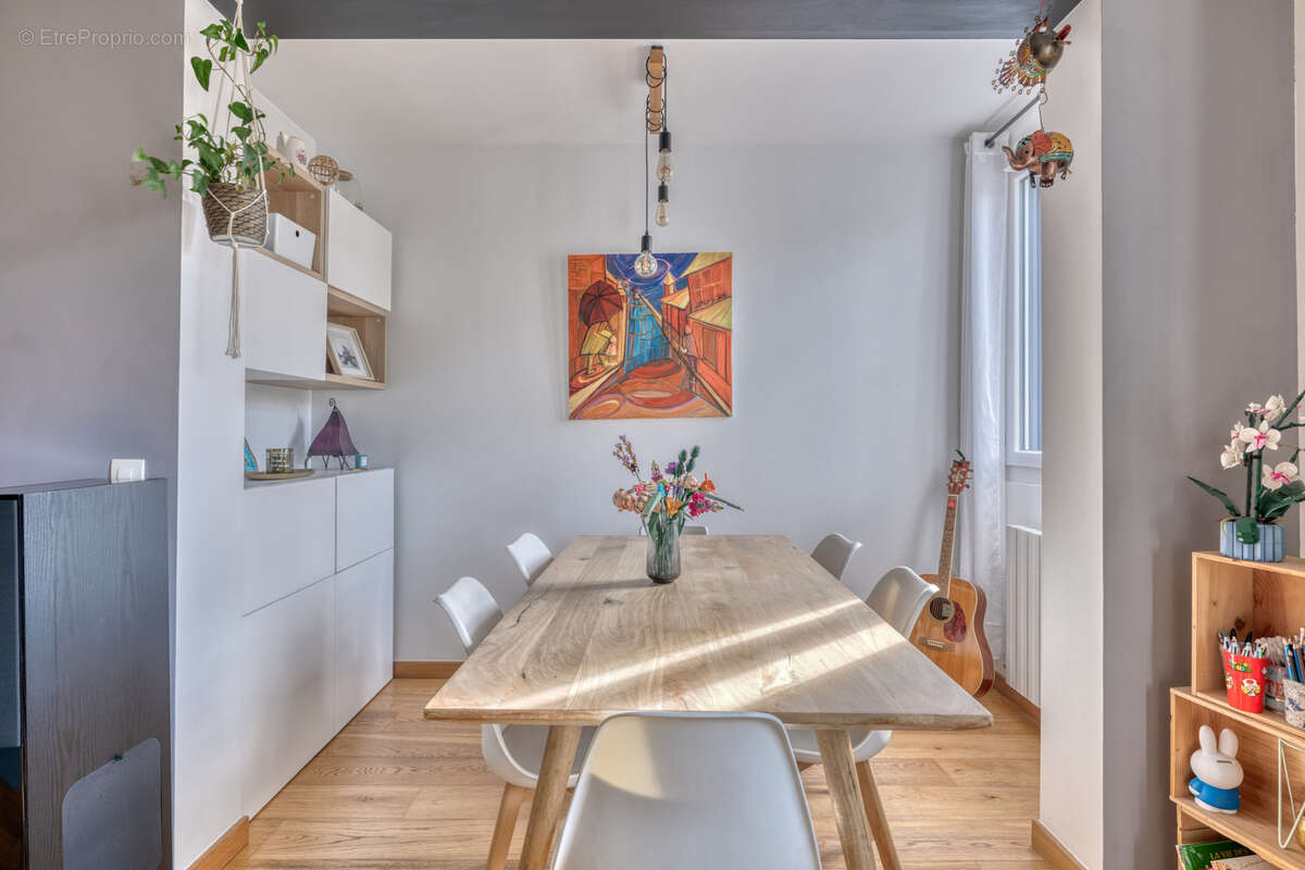 Maison à ASNIERES-SUR-SEINE