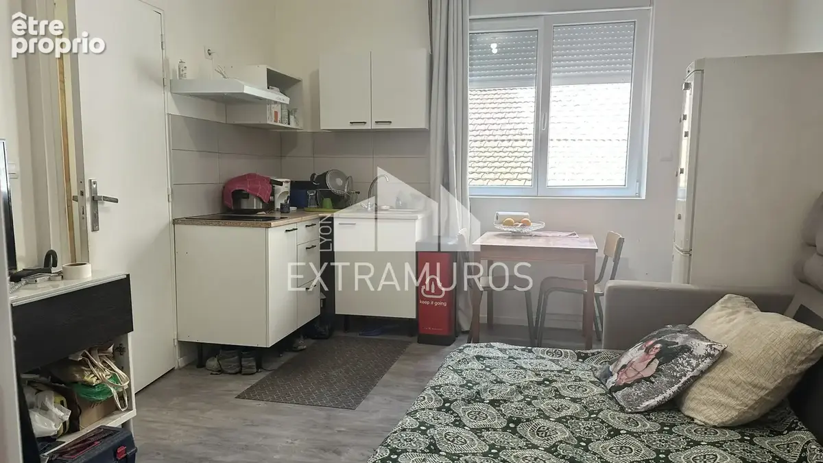 A vendre au coeur de l'arbresle studio ideal investisseur - photo 3
