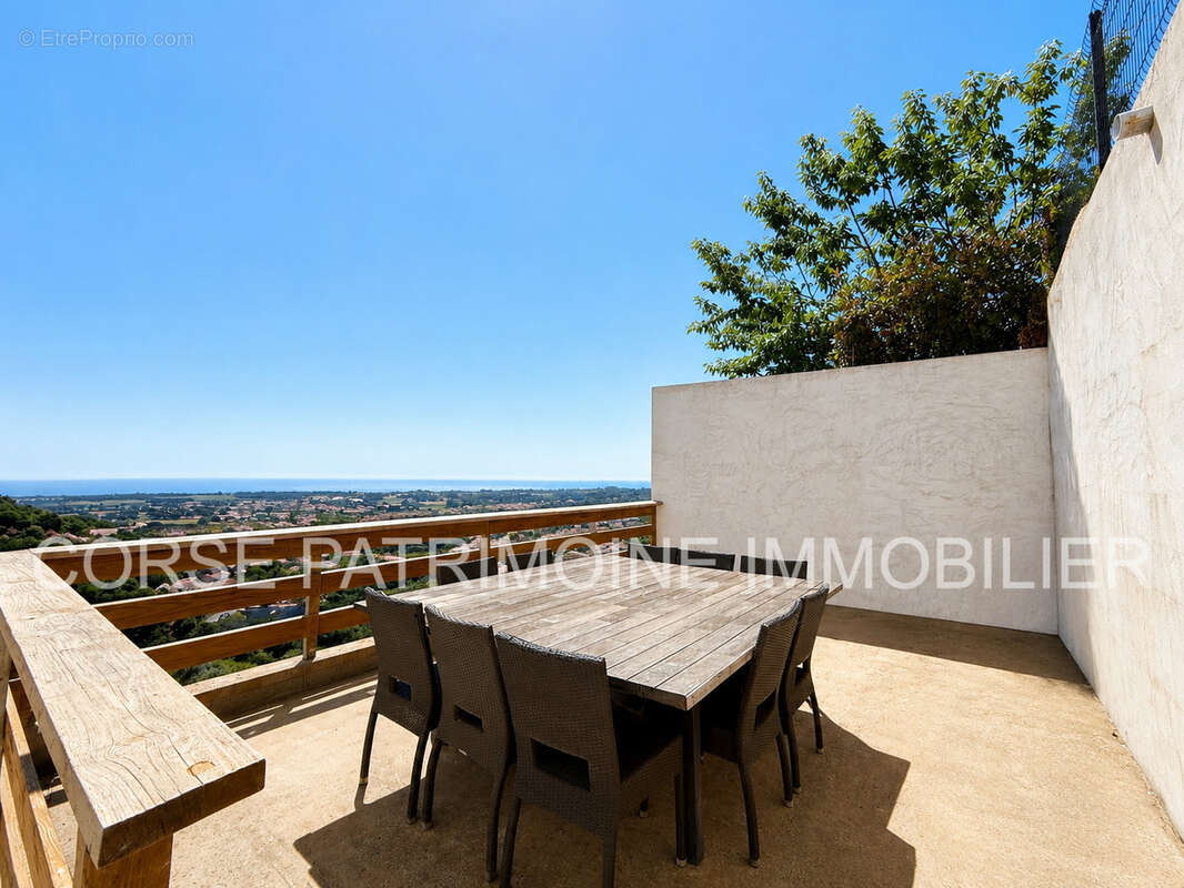 Maison composée de deux appartements indépendants sur les hauteurs de Folelli - photo 21