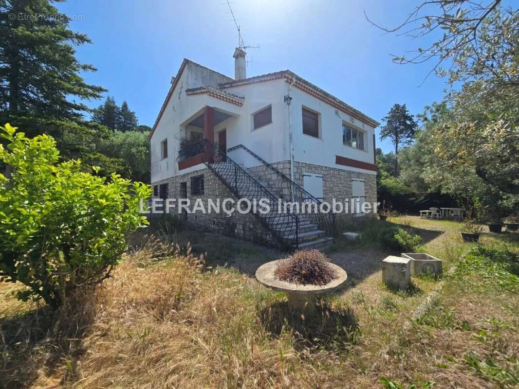 Maison à MOUANS-SARTOUX