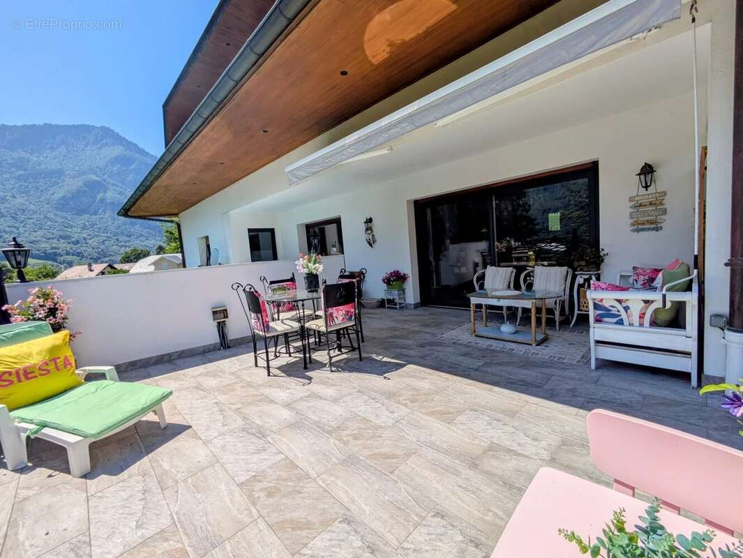 Belle propriete, entre lacs et montagnes, - photo 7