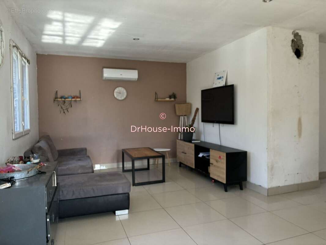 Maison à LIVRON-SUR-DROME