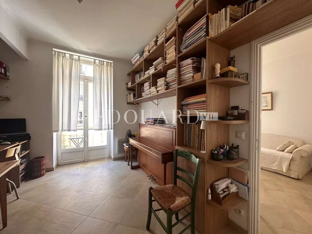 Appartement à MENTON