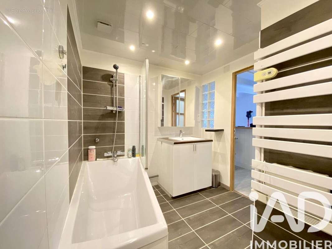 Photo 7 - Appartement à SAINT-JOUAN-DES-GUERETS