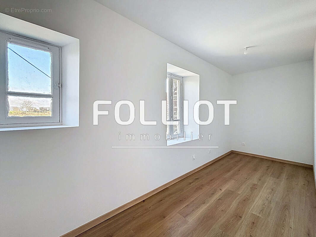 Maison à SAINT-SAUVEUR-LA-POMMERAYE