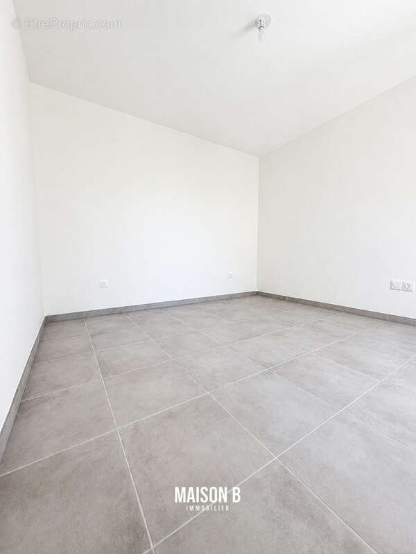 Appartement à MARSEILLE-9E