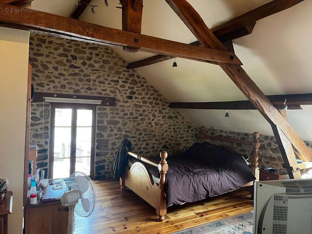 Maison à DOMPS