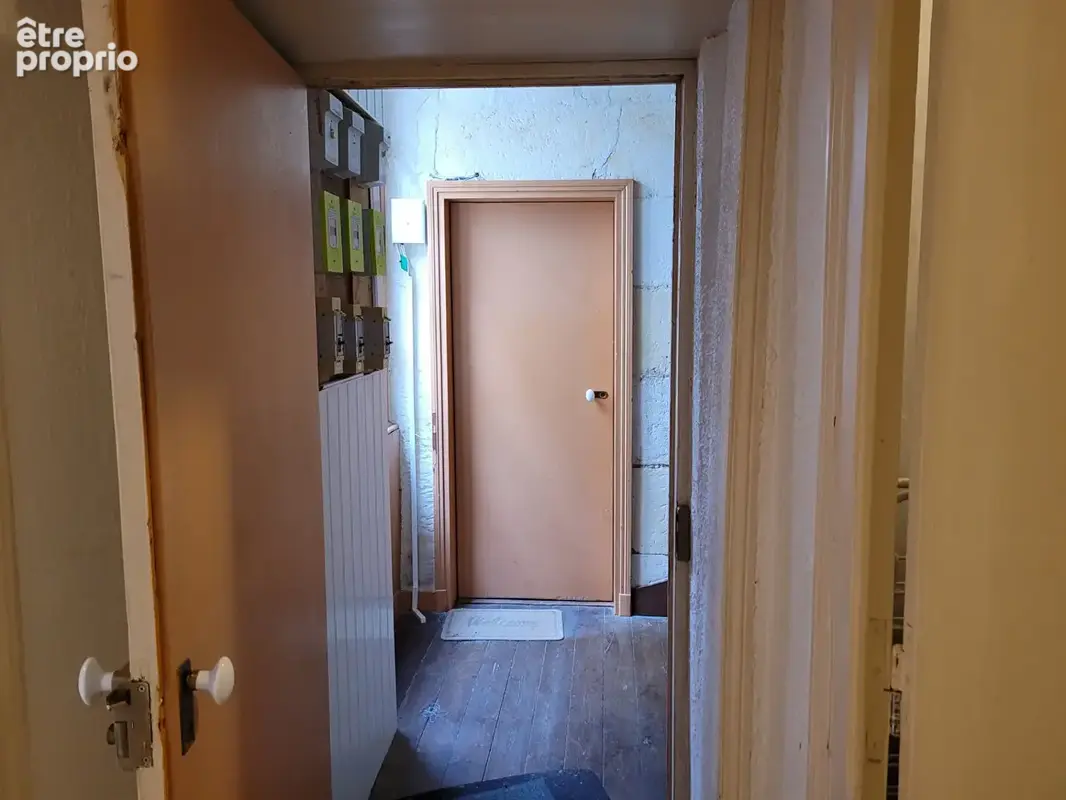 ROCHEFORT hyper centre et au calme - un appartement de 34 m² avec chai privatif - photo 11