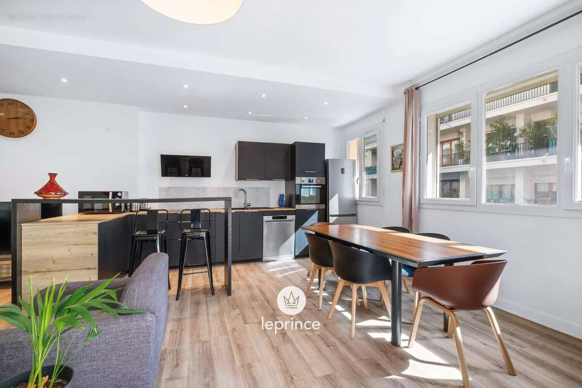Appartement à NICE