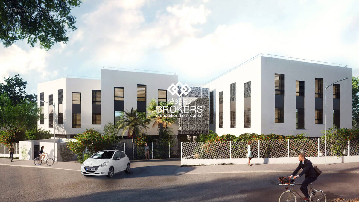 Commerce à SAINT-JEAN-DE-VEDAS