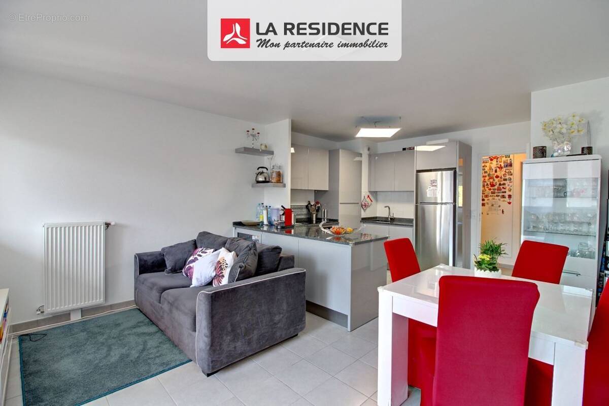 Appartement à LES MUREAUX