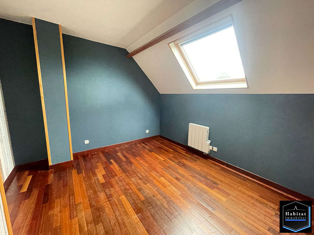 Maison à NANTEUIL-LE-HAUDOUIN