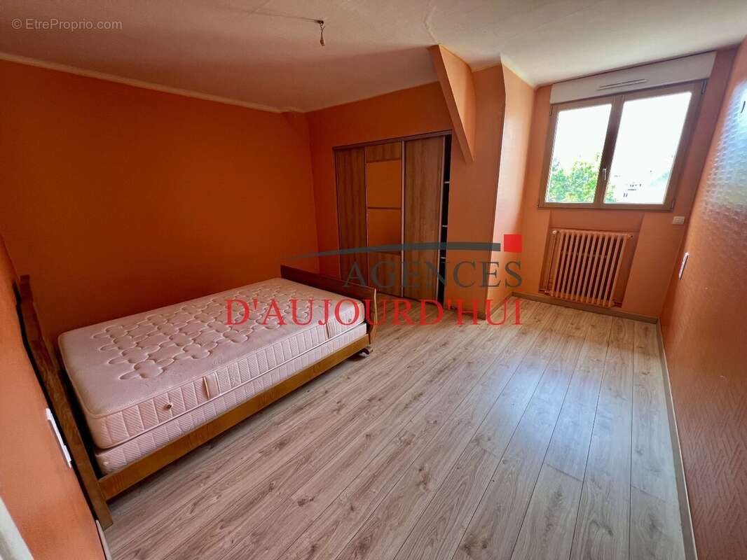 Maison à VILLERS-BOCAGE