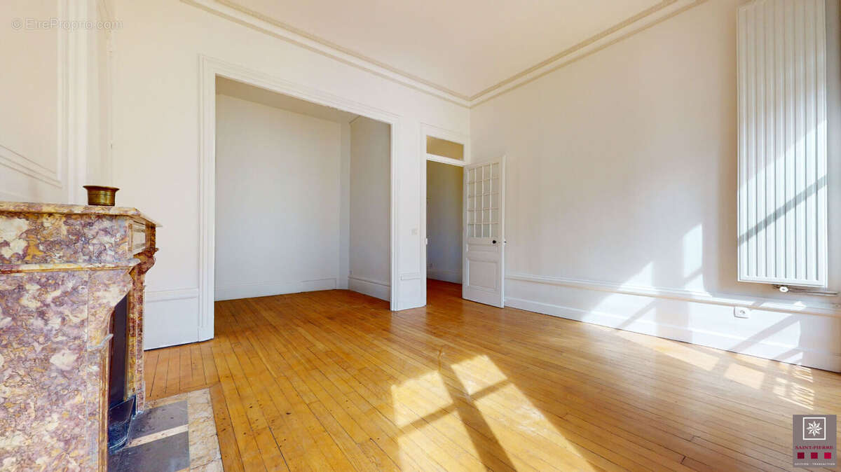 Appartement à LYON-6E