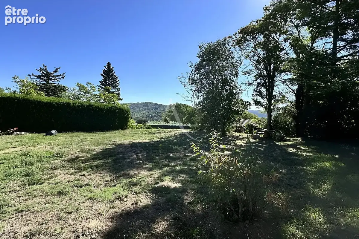 Belle demeure centre ville greoux les bains  vue imprenable chateau - photo 11