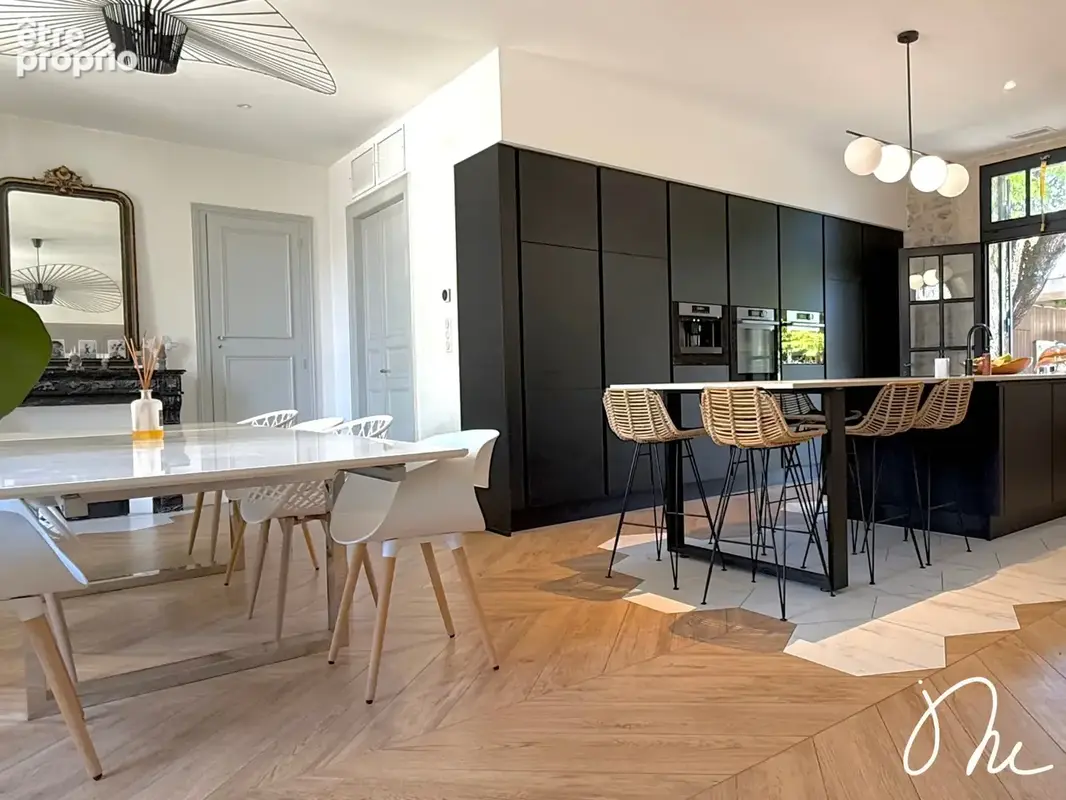 Très belle maison familiale rénovée avec piscine et pool-house - photo 3